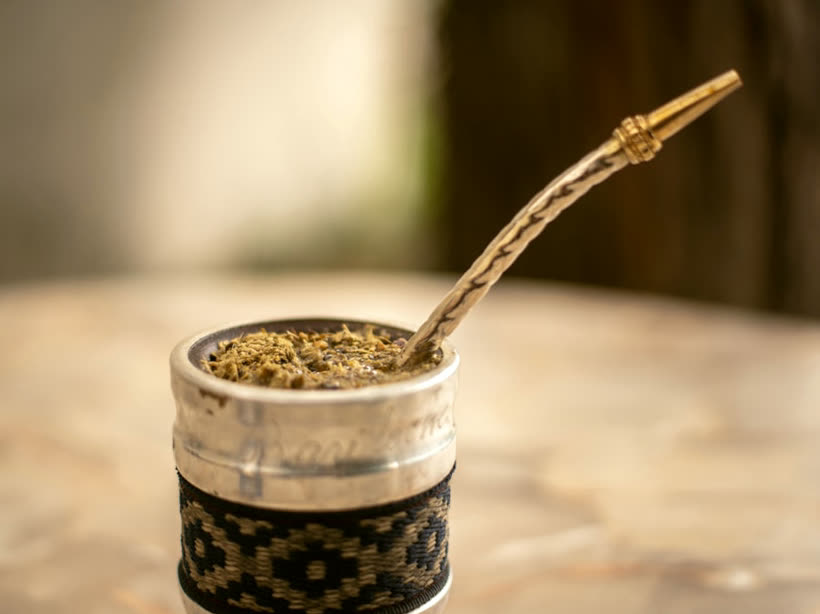 Mates de calabaza, madera y acero